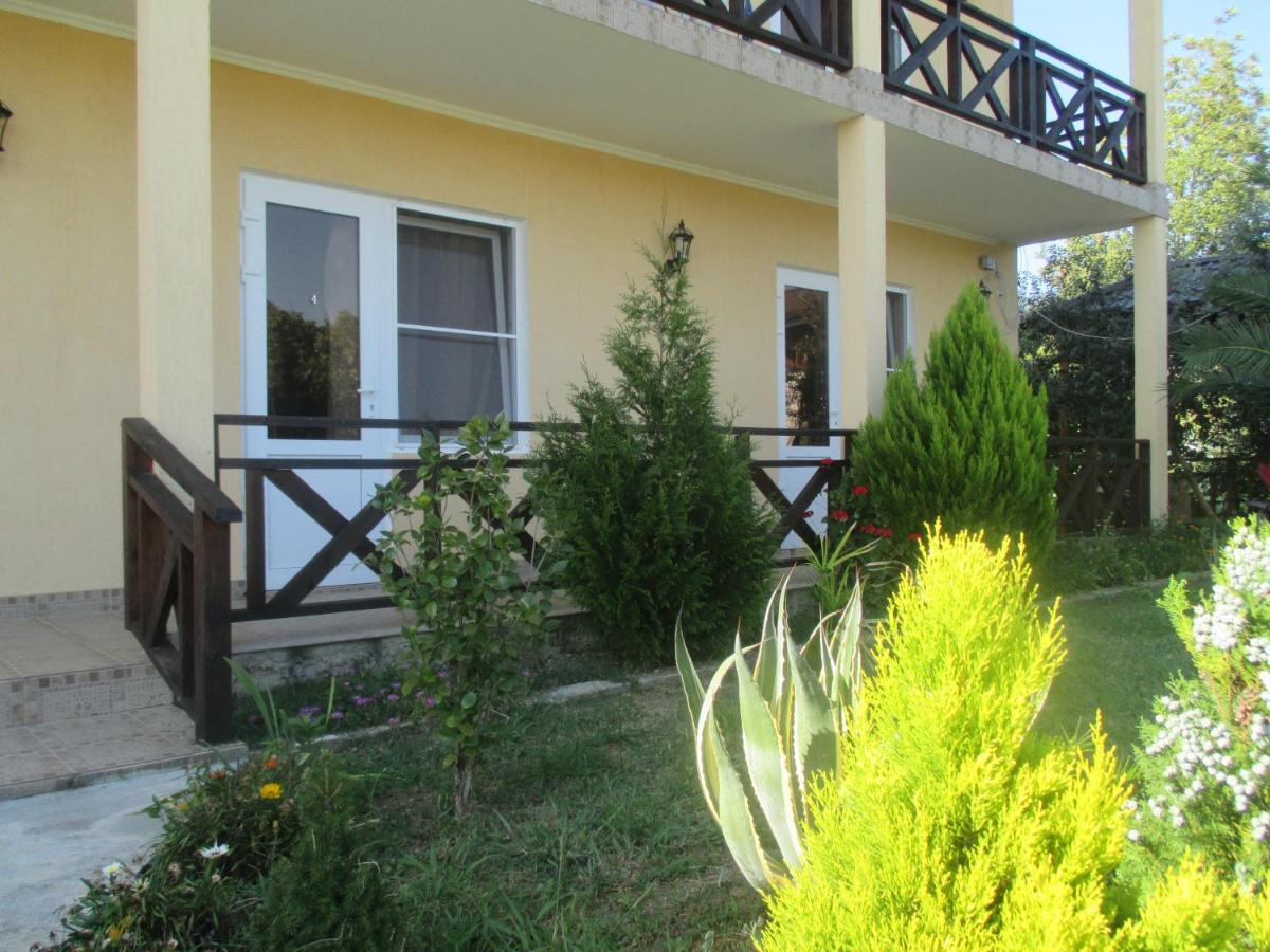 Guest House У Дедушки Самвела #N/A Buitenkant foto