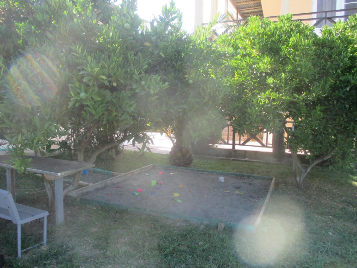 Guest House У Дедушки Самвела #N/A Buitenkant foto